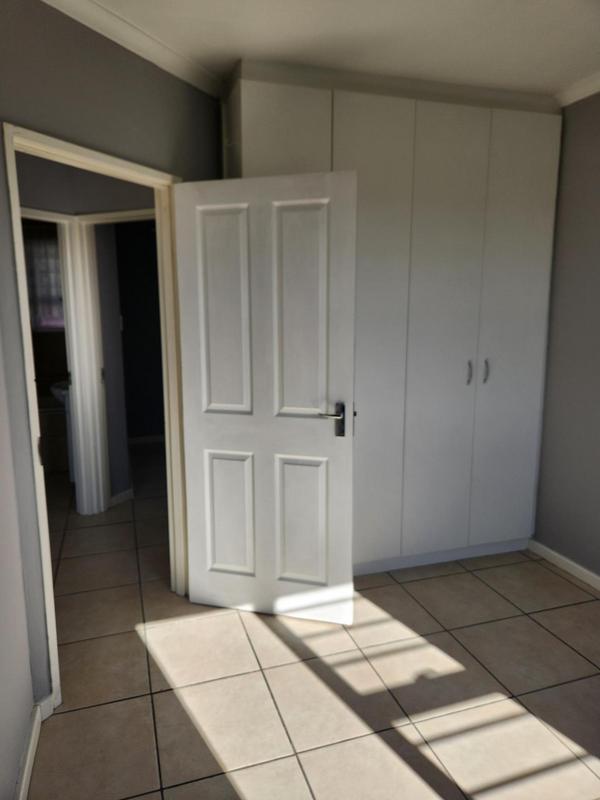 To Let 2 Bedroom Property for Rent in Stellendale Western Cape